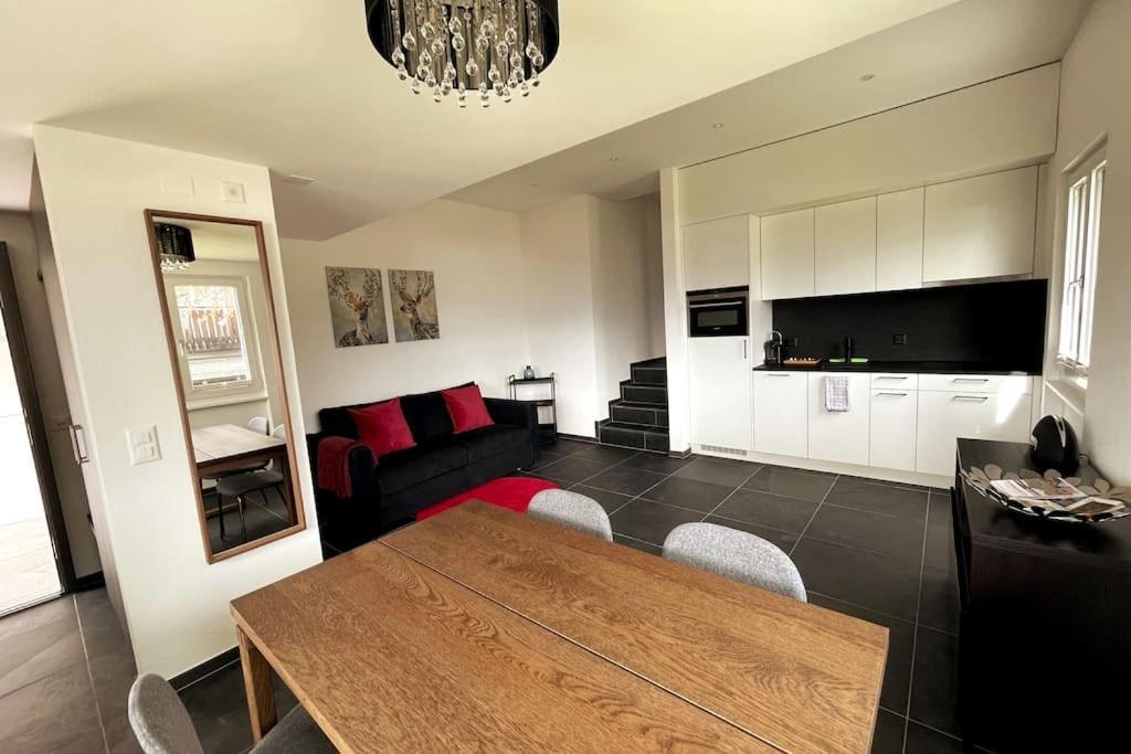 Wohnung Mit Fantastischer Aussicht Trin Exterior photo